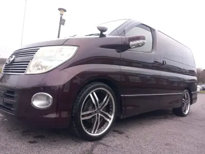 Używany Nissan Elgrand
