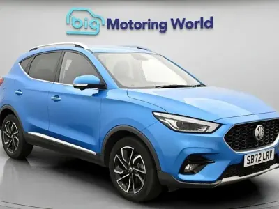 Usado MG ZS Exclusive 106 HP (77 kW) 2023 Azul SUV