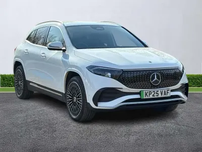 Usado Mercedes EQA250+ AMG Line Premium 139 kW (190 HP) 2025 Branco SUV