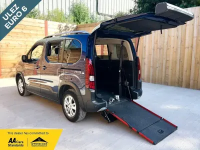 Used Peugeot Rifter Access 131 HP (96 kW) 2020 Blue MPV