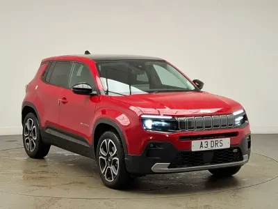 Begagnad Jeep Avenger Altitude 2024 Röd SUV