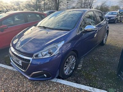 Used Peugeot 208 Allure 82 HP (60 kW) 2015 Blue Hatchback