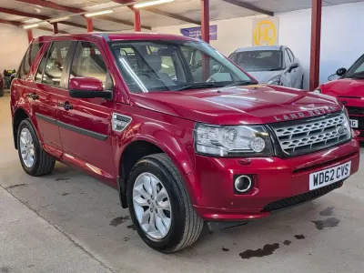 Begagnad Land Rover Freelander 2 HSE 2012 Röd SUV