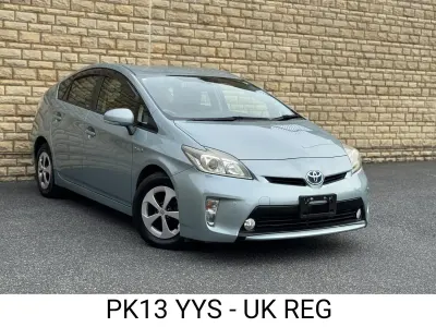Used Toyota Prius 136 HP (100 kW) 2013 Green Hatchback