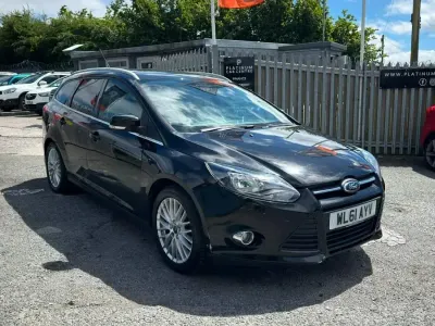 Used Ford Focus Zetec 125 HP (91 kW) 2011 Black Estate