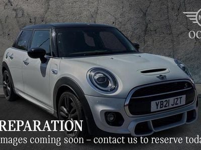 Usado Mini Cooper S Sport 192 HP (141 kW) 2021 Prateado Citadino