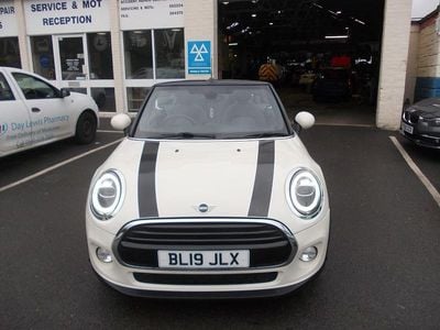 Used Mini Cooper Cabriolet Classic 134 HP (98 kW) 2019 White Cabriolet