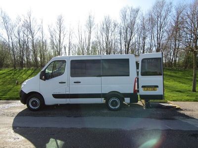 used Renault Master SL28dCi 170 Business Low Roof Van Quickshift6 Wheelchair Accessible Vehicle