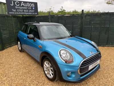 Usado Mini Cooper Hatch 2016 Azul Utilitario