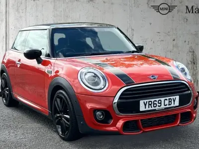 Used Mini Cooper Hatch 134 HP (98 kW) 2019 Orange Hatchback