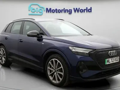 Second-hand Audi Q4 e-tron S-Line 150 kW (204 CP) 2022 Albastru SUV