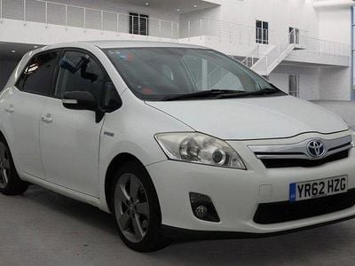Toyota Auris Hybrid