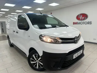 Used Toyota Proace 2019 White MPV