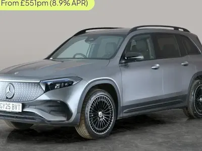 Usado Mercedes EQB300 AMG line 167 kW (228 HP) 2025 Cinzento SUV