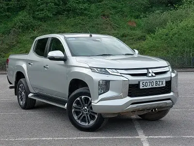 Begagnad Mitsubishi L200