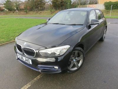 Used BMW 118 Sport Line 2016 Black Hatchback