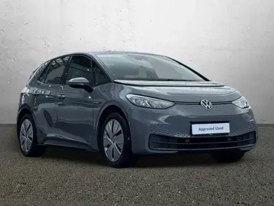 Usado VW ID.3 Pro 106 kW (145 CV) 2022 Gris Utilitario