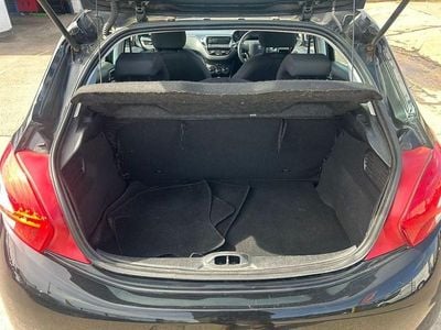 Used Peugeot 208 Access 82 HP (60 kW) 2014 Black Hatchback