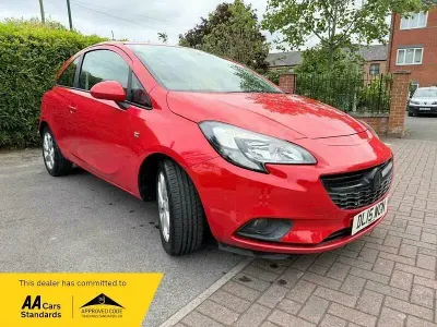 Usado Vauxhall Corsa Excite 2015 Vermelho Citadino