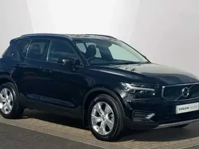 Usado Volvo XC40 Momentum 148 CV (108 kW) 2020 SUV