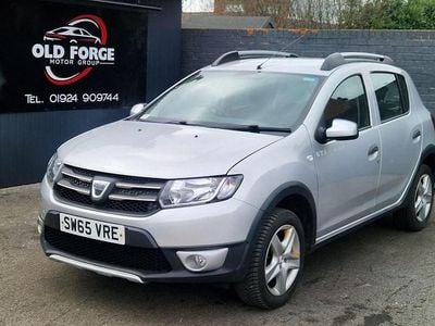 Used Dacia Sandero Lauréate 90 HP (66 kW) 2015