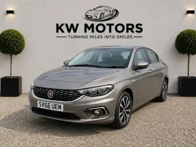 Used Fiat Tipo Lounge 120 HP (88 kW) 2016 Grey Hatchback