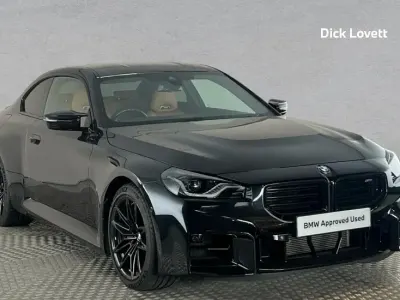 Begagnad BMW M2 Comfort Edition 454 HK (333 kW) 2023 Svart Sportkupé