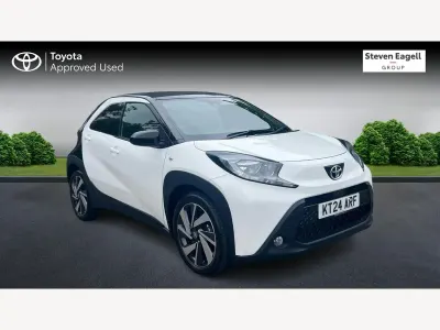 Used Toyota Aygo X 72 HP (52 kW) 2024 White SUV