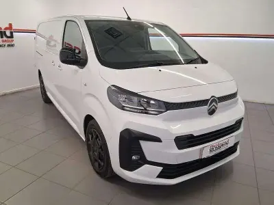 Używany Citroën Dispatch 120 KM (88 kW) 2024 Biały Minivan