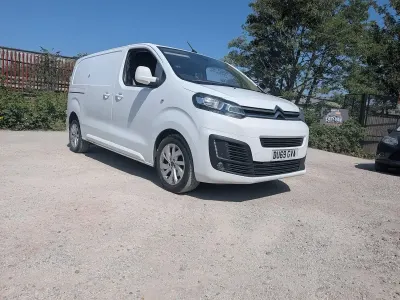 Used Citroën Dispatch 2019 White MPV