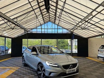 Used Volvo V40 R-Design Pro 152 HP (111 kW) 2019 Silver Hatchback