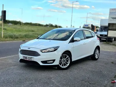 Used Ford Focus Zetec 2016 White Hatchback