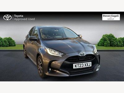 Used Toyota Yaris Hybrid Design 116 HP (85 kW) 2023 Grey Hatchback