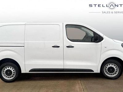 White Used 2024 Citroën Dispatch MPV | £18,995 (Fair price)