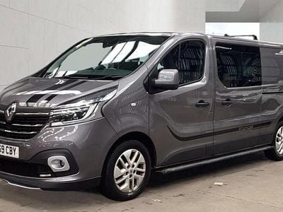 Usado Renault Trafic 145 HP (106 kW) 2019 Cinzento Monovolume