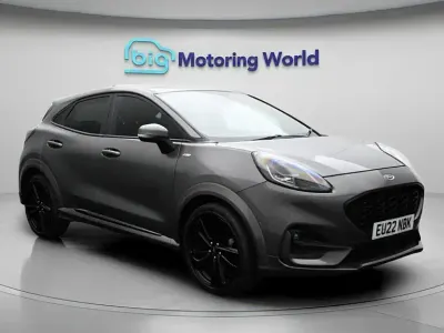 Begagnad Ford Puma ST-Line X 155 HK (114 kW) 2022 Grå SUV