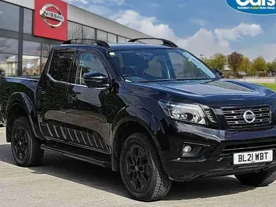 Used Nissan Navara N-Guard 190 HP (139 kW) 2021 Black Pickup