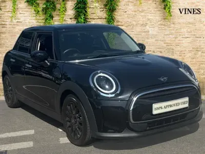 Used Mini Cooper Classic 136 HP (100 kW) 2022 Black Hatchback