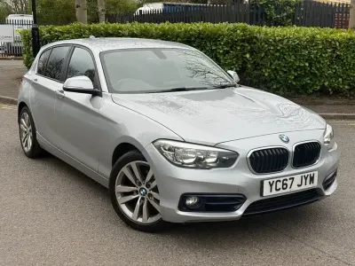 Używany BMW 118 Sport Line 136 KM (100 kW) 2017 Srebrny Hatchback
