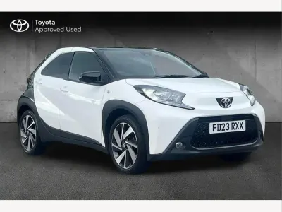 Used Toyota Aygo X 72 HP (52 kW) 2023 White SUV
