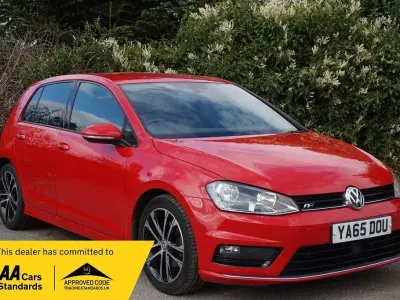 Used VW Golf VII R-line 2015 Red Hatchback