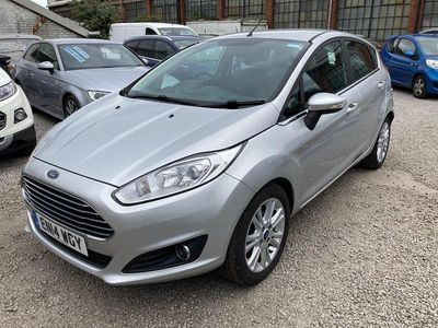 Used Ford Fiesta Zetec 75 HP (55 kW) 2014 Silver Hatchback