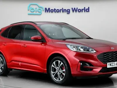 Used Ford Kuga ST-Line 150 HP (110 kW) 2023 Red SUV