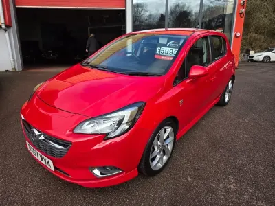 Usado Vauxhall Corsa SRi 75 CV (55 kW) 2017 Rojo Utilitario