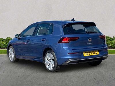 Second-hand VW Golf VIII Style 150 CP (110 kW) 2025 Albastru Hatchback