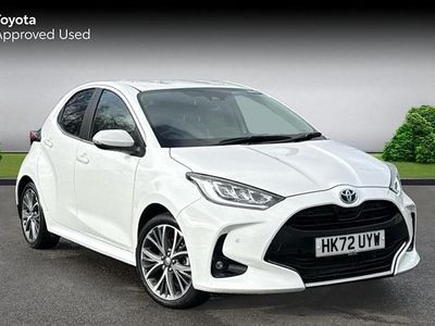 Used Toyota Yaris Hybrid 116 HP (85 kW) 2023 White Hatchback