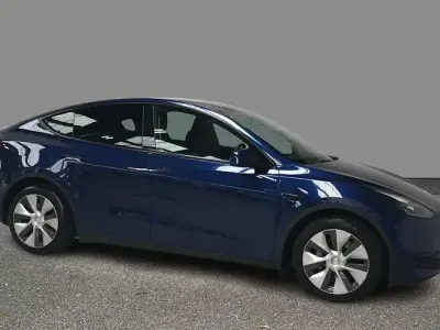 Used Tesla Model Y RWD 219 kW (299 HP) 2024 SUV