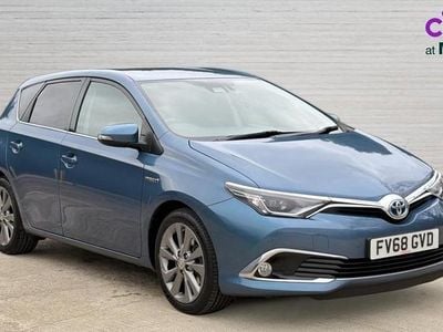 Used Toyota Auris Hybrid 136 HP (100 kW) 2018 Blue Hatchback