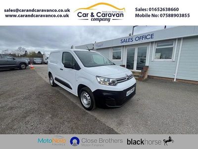Used Citroën Berlingo 100 HP (73 kW) 2022 White MPV