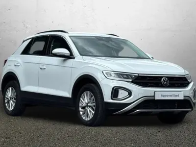 Used VW T-Roc Life 150 HP (110 kW) 2023 White SUV